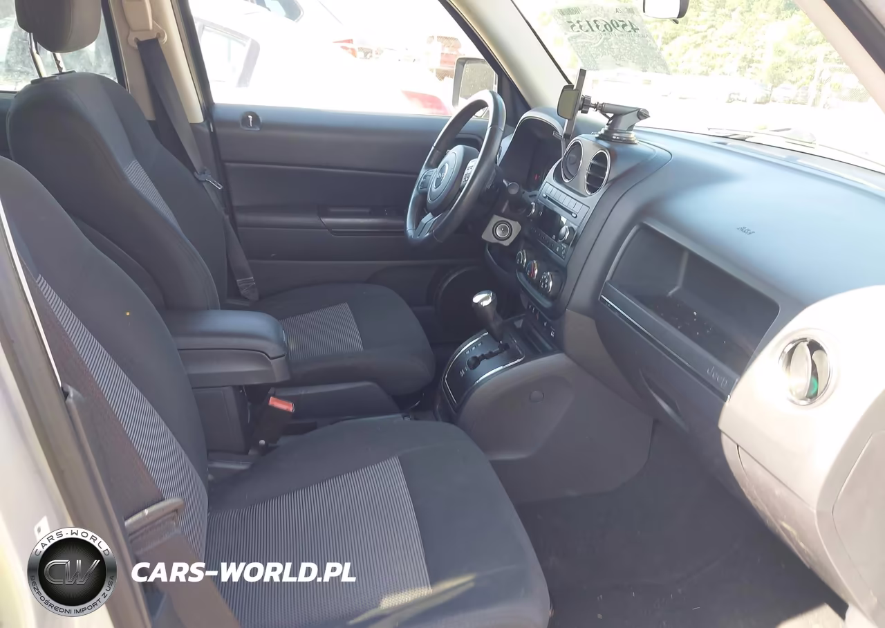 2011 Jeep Patriot Sport VIN:1J4NT1GA1BD132336 - 5