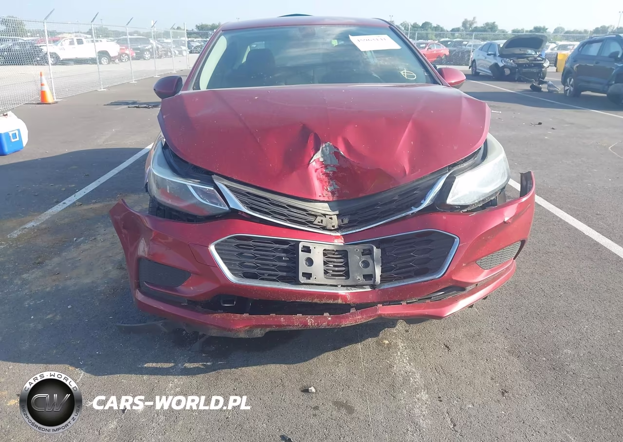 2018 Chevrolet Cruze Lt Auto VIN:1G1BE5SM7J7123321 - 5