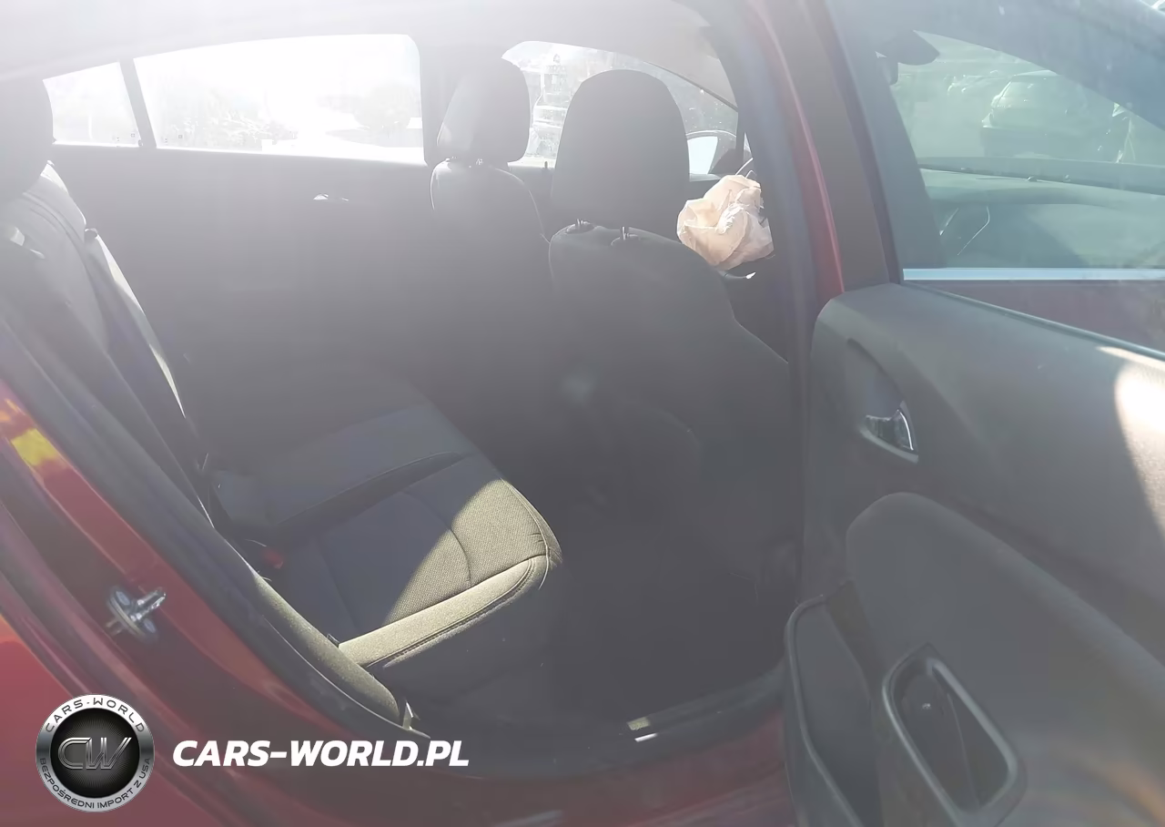 2018 Chevrolet Cruze Lt Auto VIN:1G1BE5SM7J7123321 - 7
