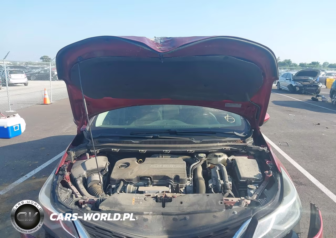 2018 Chevrolet Cruze Lt Auto VIN:1G1BE5SM7J7123321 - 9