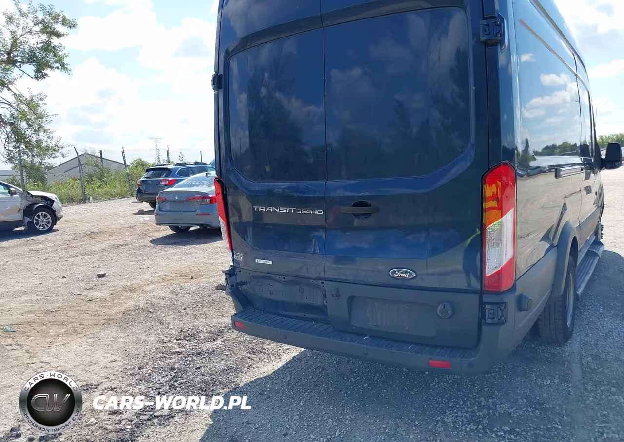 2017 Ford Transit-350 VIN:1FTBF4XG2HKB38706 - 18
