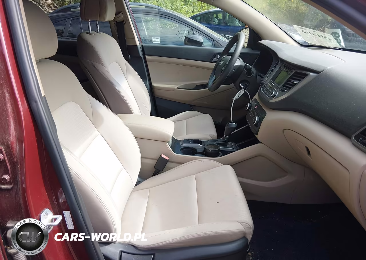 2016 Hyundai Tucson Se VIN:KM8J3CA45GU126898 - 5