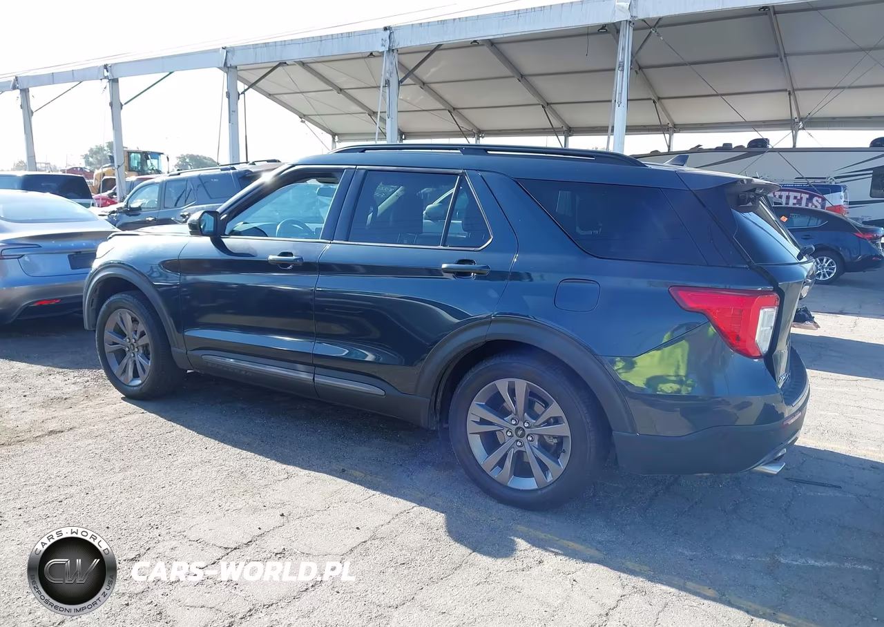 2022 Ford Explorer Xlt VIN:1FMSK7DH6NGA11588 - 14