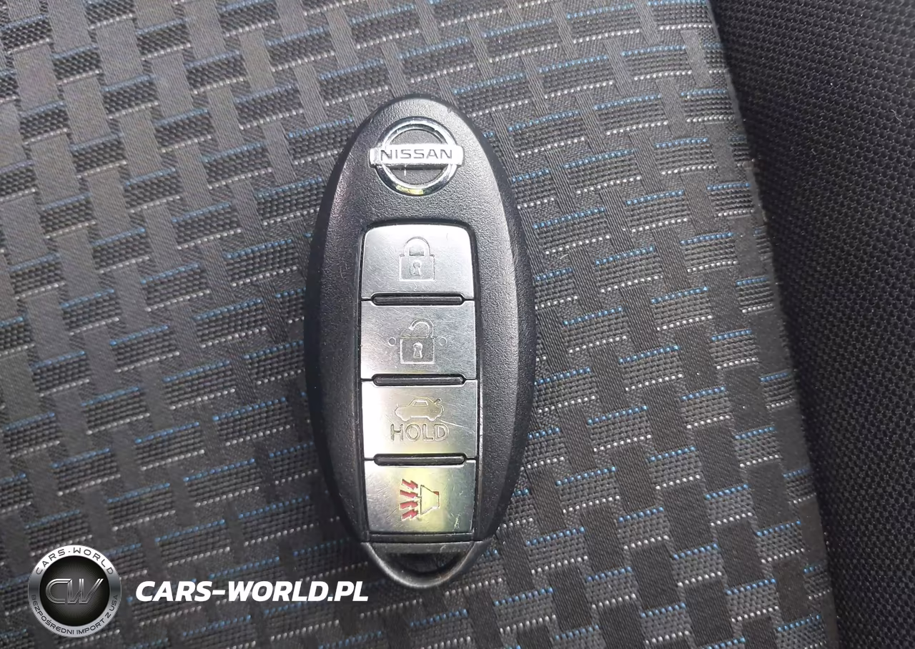 2016 Nissan Sentra Sr VIN:3N1AB7AP9GY320178 - 11