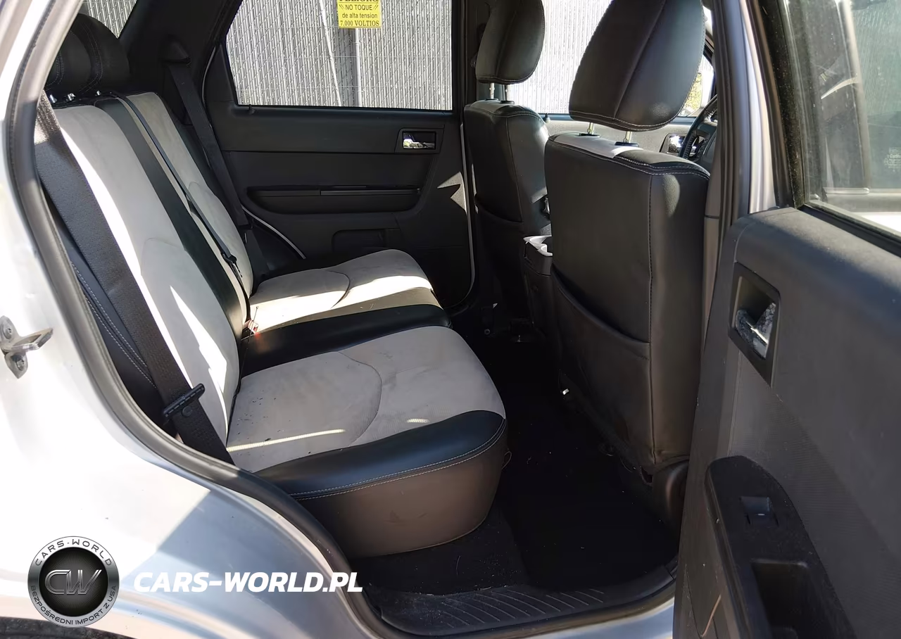 2008 Mercury Mariner Premier VIN:4M2CU87158KJ52784 - 8