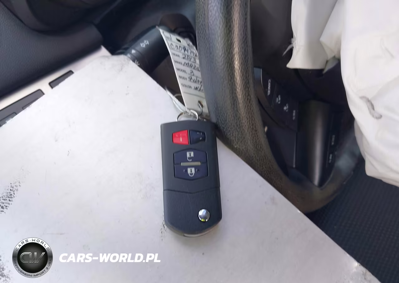 2013 Mazda Mazda3 I Sport VIN:JM1BL1U72D1845204 - 11