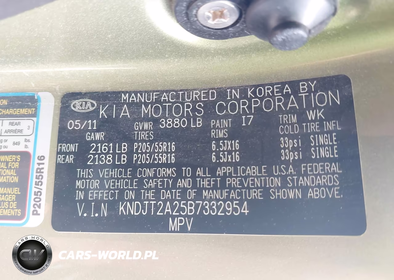 2011 Kia Soul + VIN:KNDJT2A25B7332954 - 9