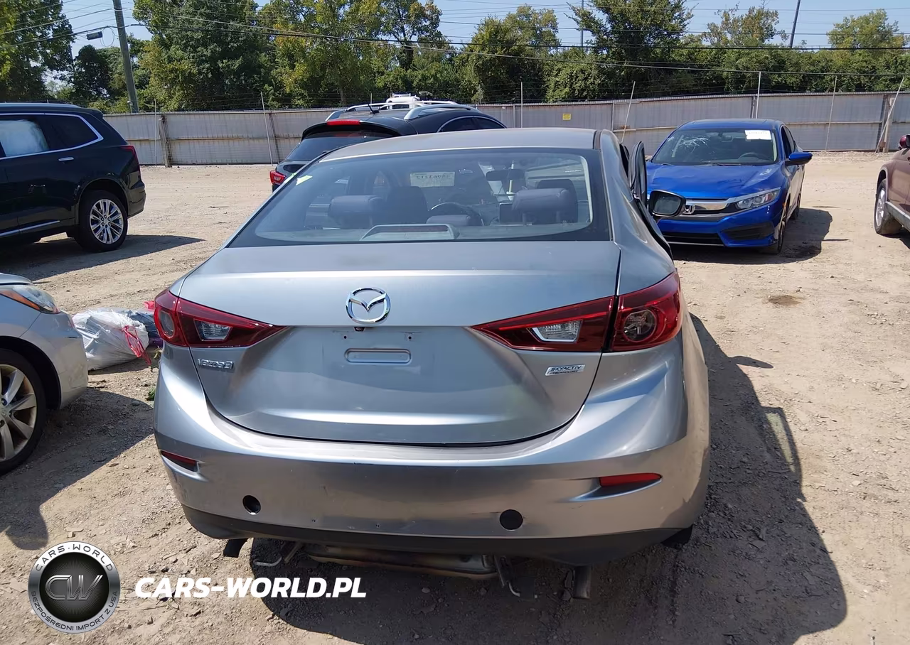 2016 Mazda Mazda3 I Sport VIN:JM1BM1U75G1303774 - 16