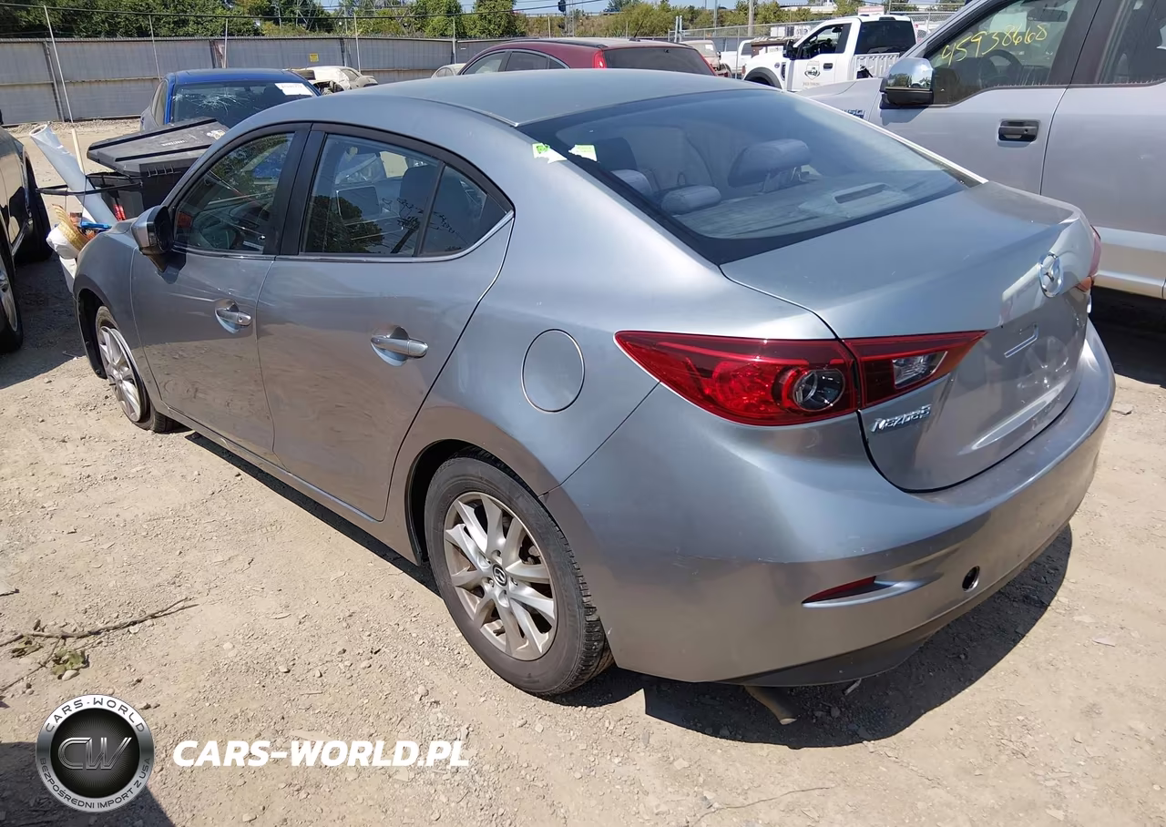 2016 Mazda Mazda3 I Sport VIN:JM1BM1U75G1303774 - 3