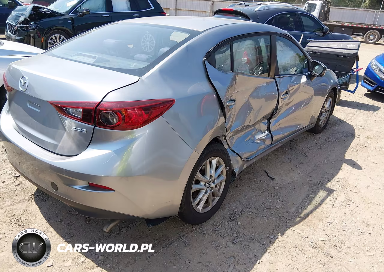 2016 Mazda Mazda3 I Sport VIN:JM1BM1U75G1303774 - 4