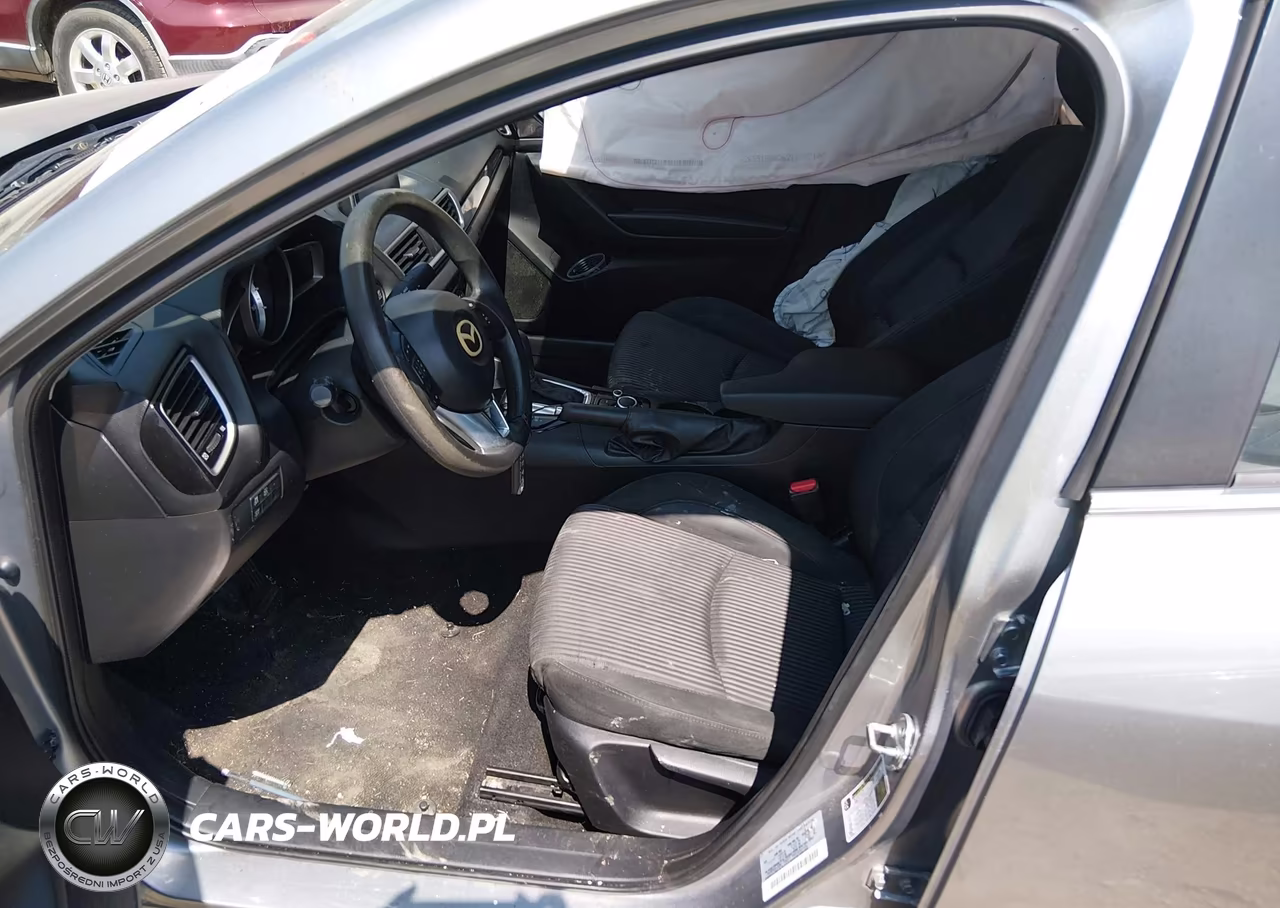 2016 Mazda Mazda3 I Sport VIN:JM1BM1U75G1303774 - 5