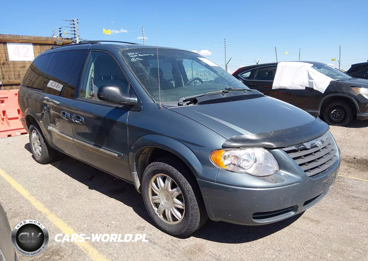 2006 Chrysler Town & Country Touring VIN:2A4GP54LX6R858127 - 1