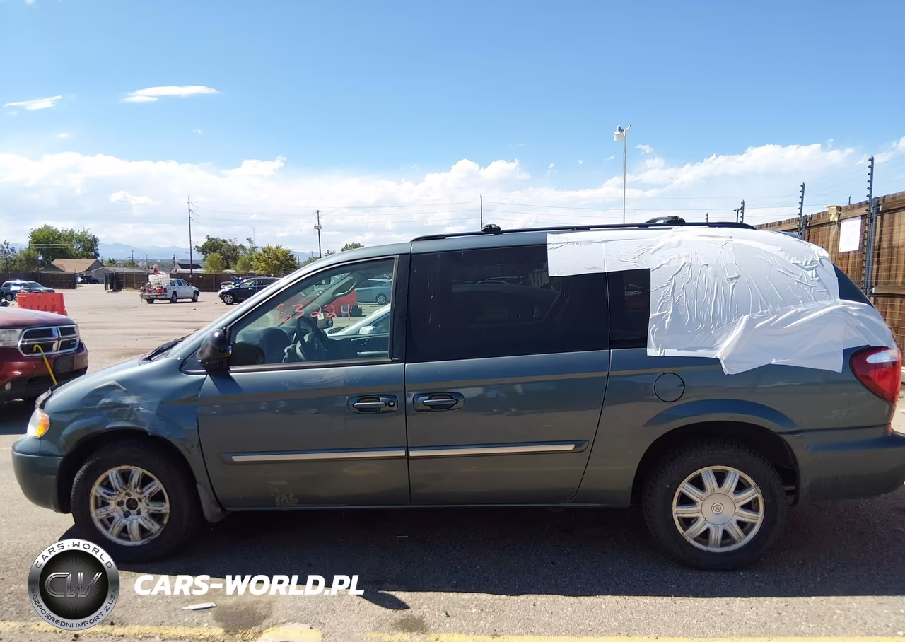 2006 Chrysler Town & Country Touring VIN:2A4GP54LX6R858127 - 14