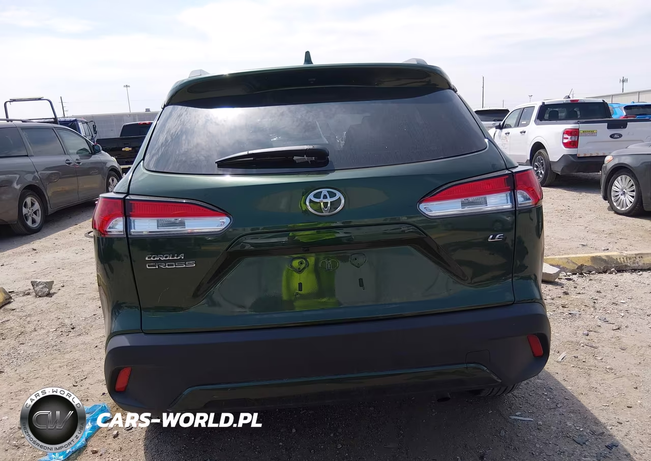 2024 Toyota Corolla Cross Le VIN:7MUCAAAG0RV116150 - 17