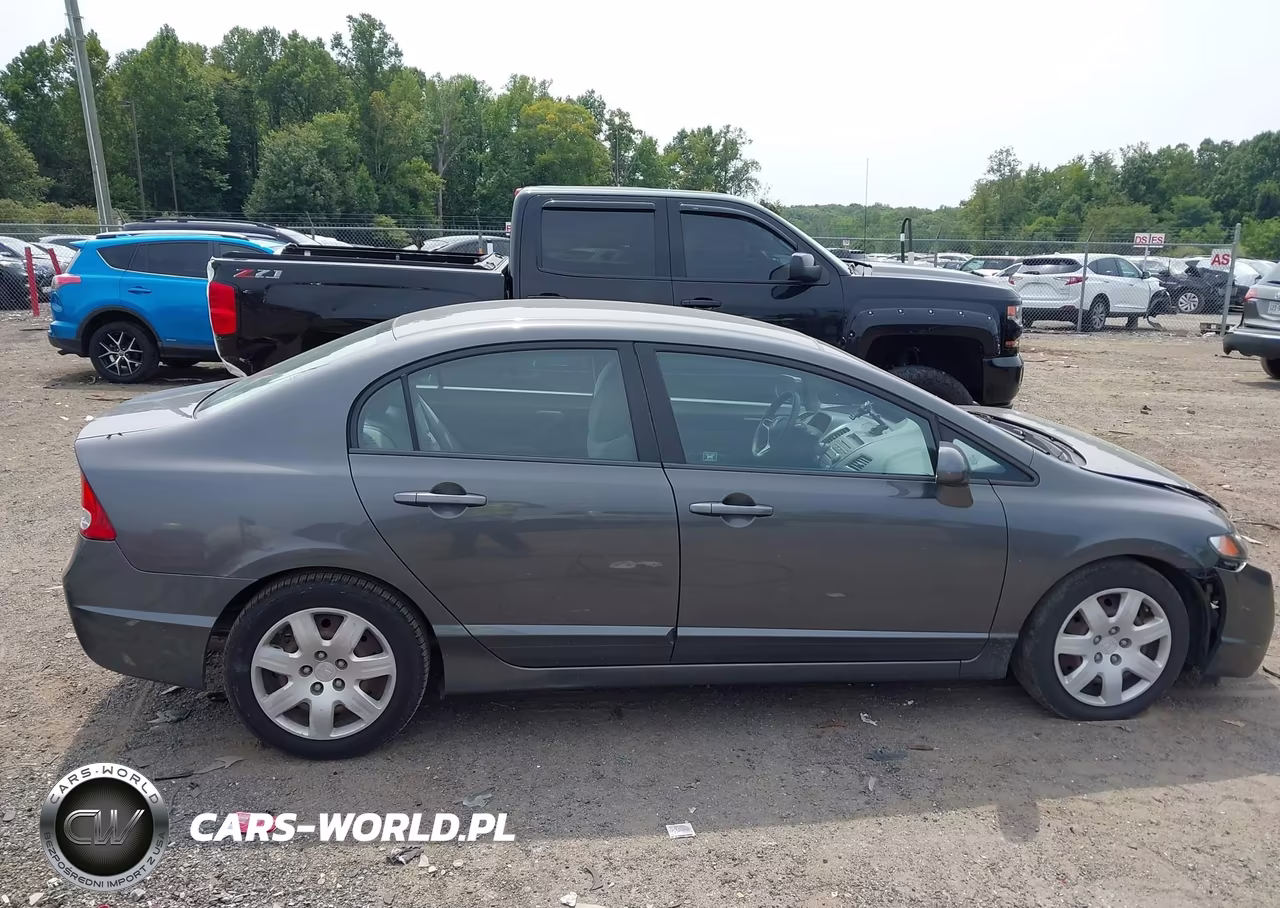 2010 Honda Civic Lx VIN:2HGFA1F53AH575823 - 13
