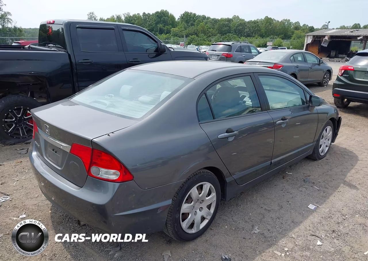 2010 Honda Civic Lx VIN:2HGFA1F53AH575823 - 4