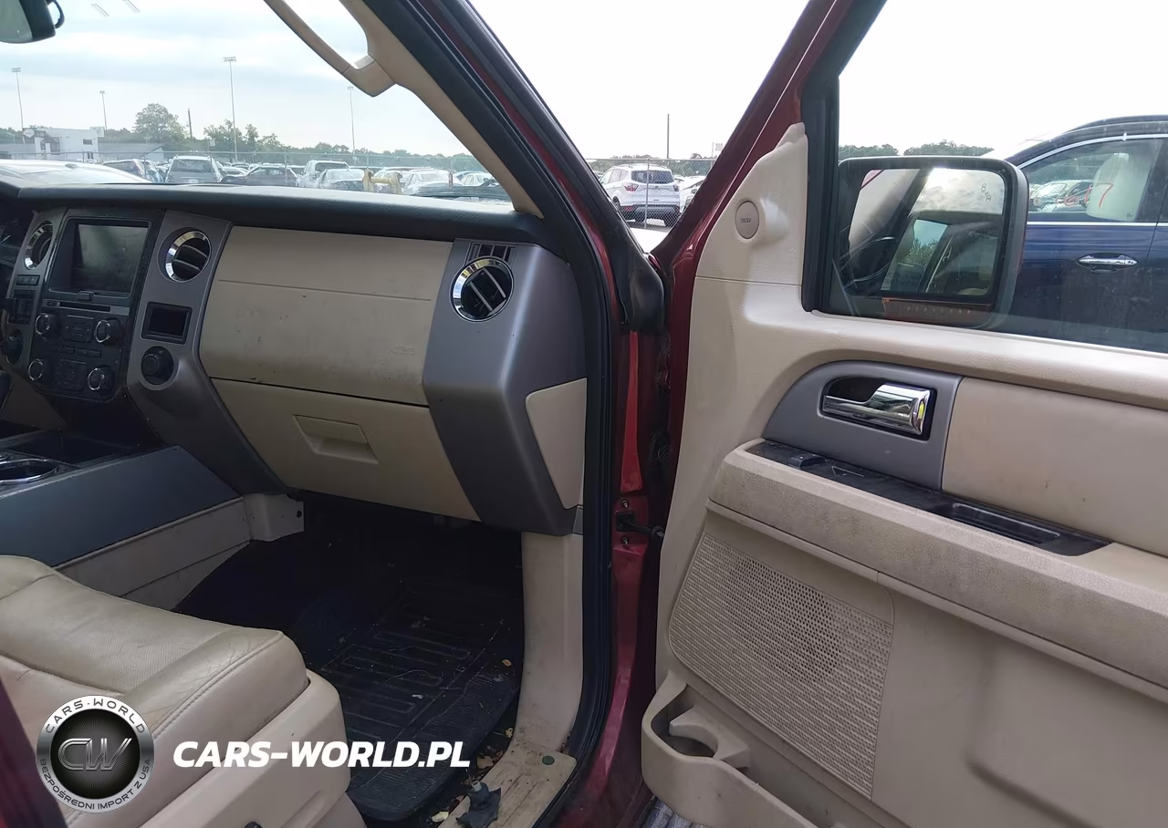 2015 Ford Expedition Limited VIN:1FMJU2ATXFEF02597 - 5