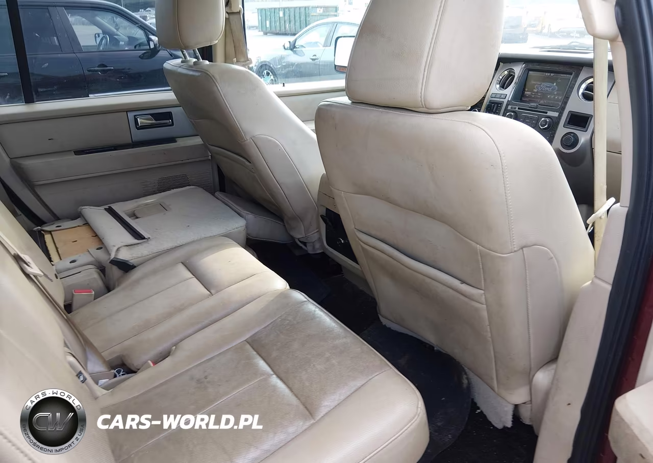 2015 Ford Expedition Limited VIN:1FMJU2ATXFEF02597 - 8