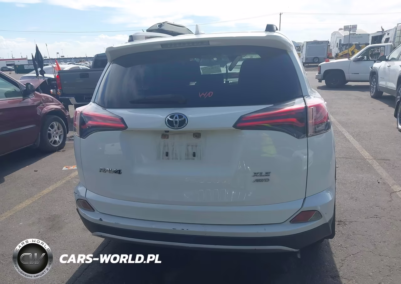 2018 Toyota Rav4 Xle VIN:JTMRFREVXJJ180923 - 15
