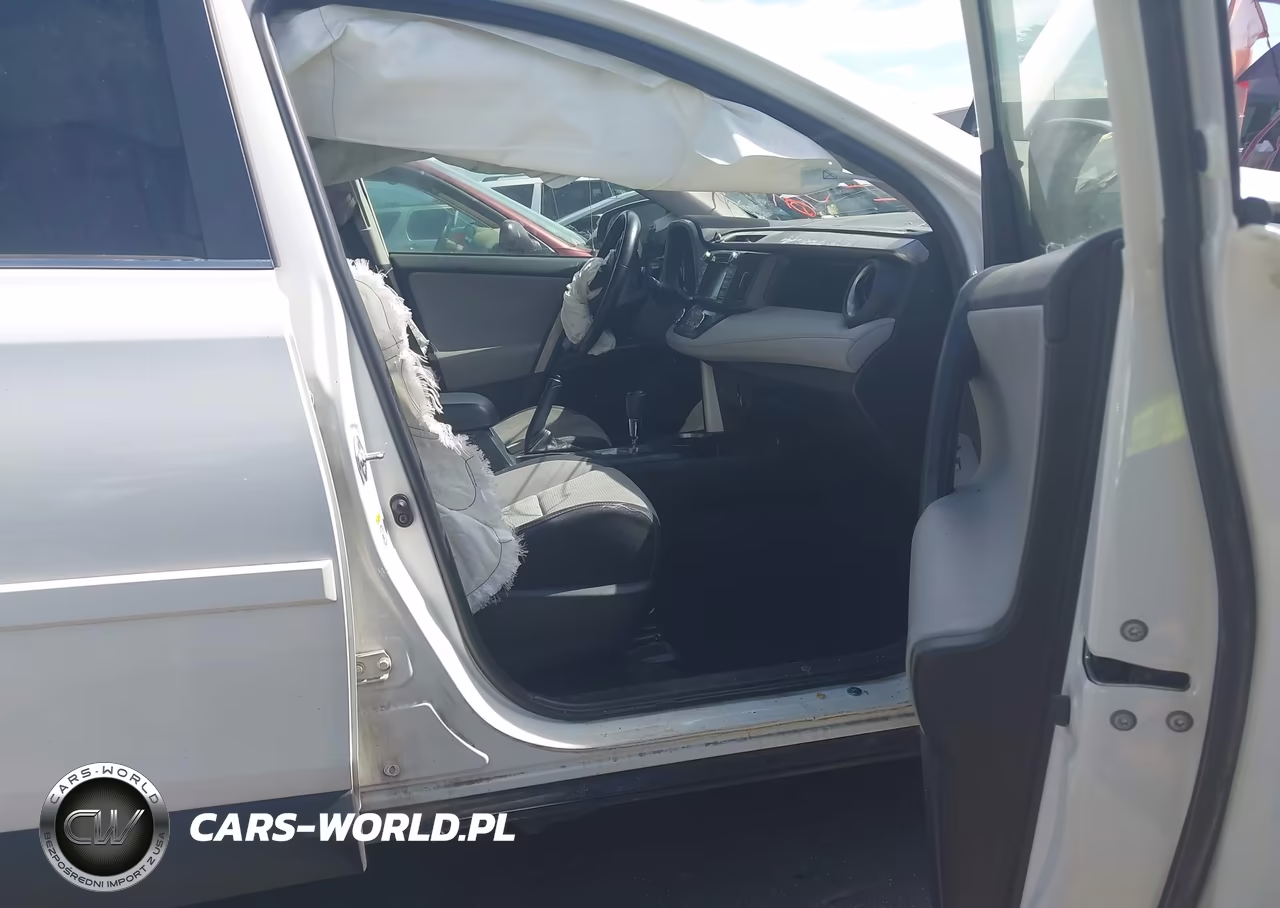 2018 Toyota Rav4 Xle VIN:JTMRFREVXJJ180923 - 5