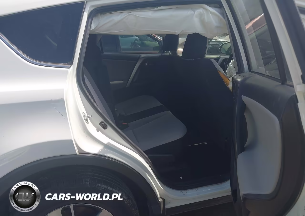 2018 Toyota Rav4 Xle VIN:JTMRFREVXJJ180923 - 8