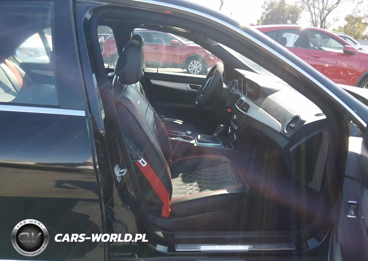2013 Mercedes-Benz C 250 Sport VIN:WDDGF4HB8DR262513 - 5