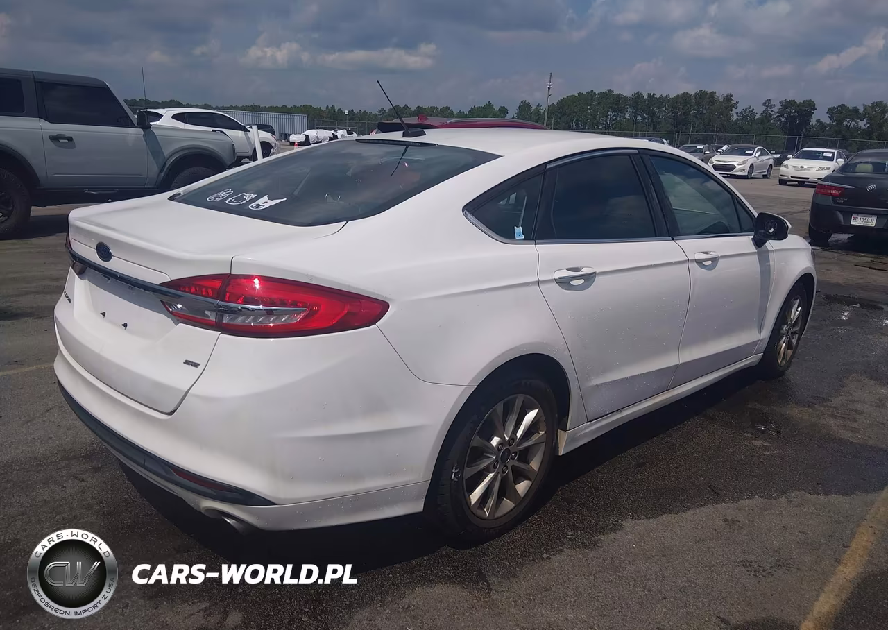 2017 Ford Fusion Se VIN:3FA6P0H74HR196355 - 4