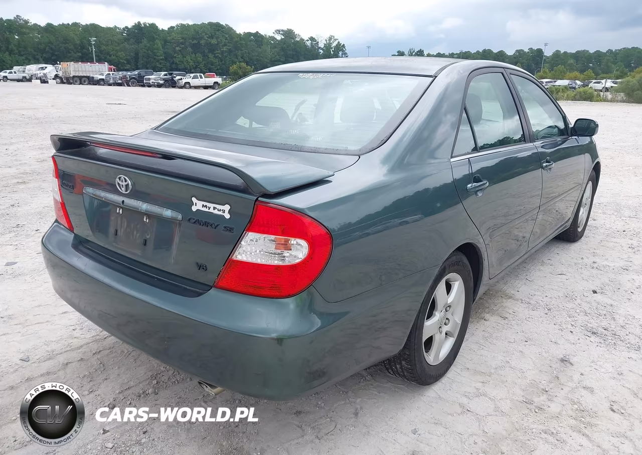 2002 Toyota Camry Se VIN:JTDBF32K120004679 - 4