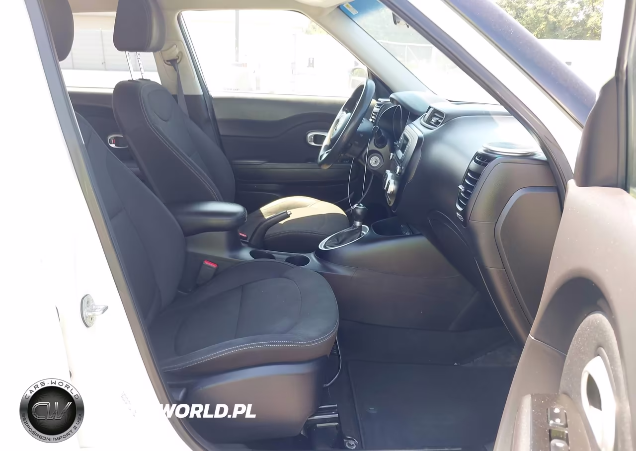 2016 Kia Soul VIN:KNDJN2A25G7377362 - 5