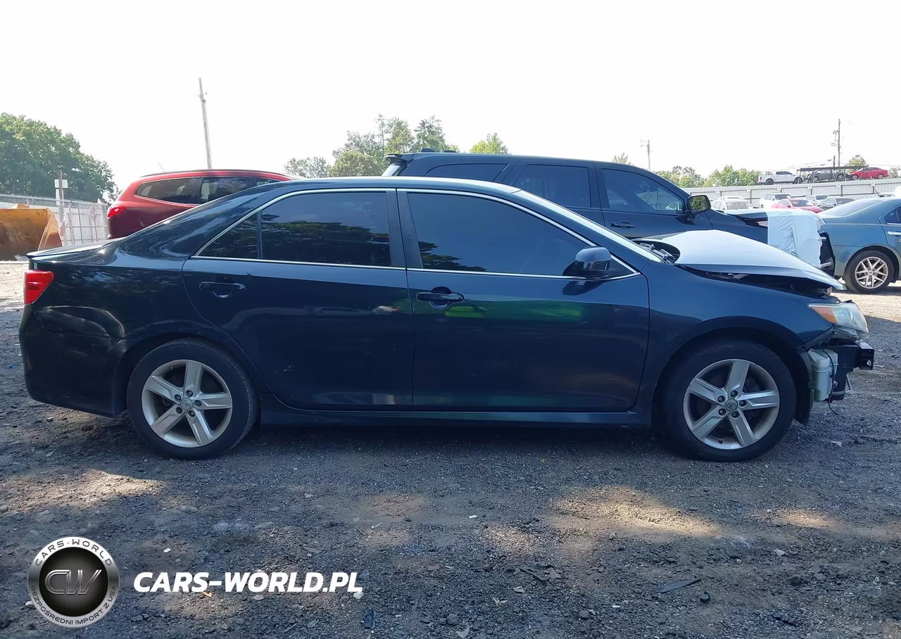 2014 Toyota Camry Se VIN:4T1BF1FK4EU324098 - 13