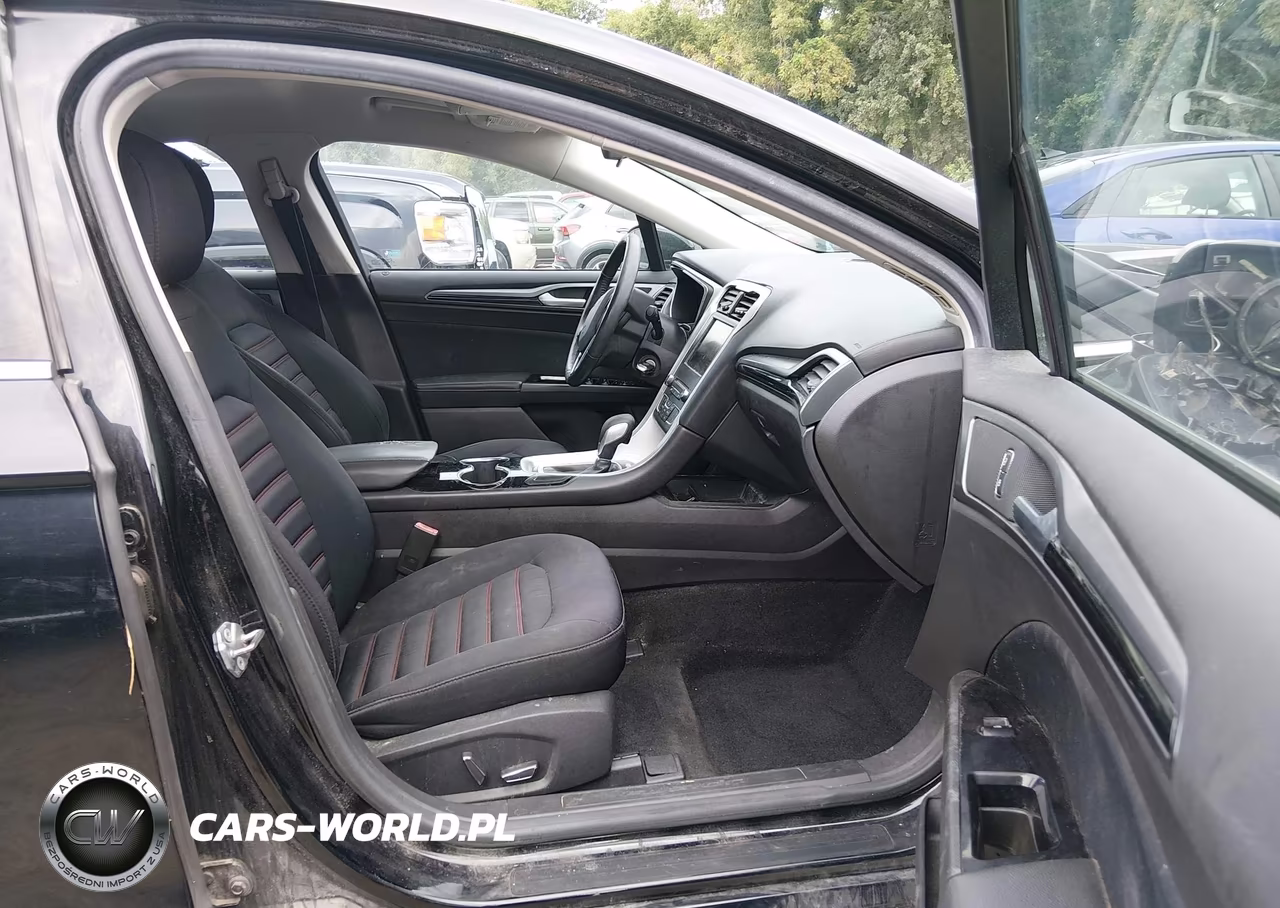 2016 Ford Fusion Se VIN:3FA6P0H76GR404492 - 5