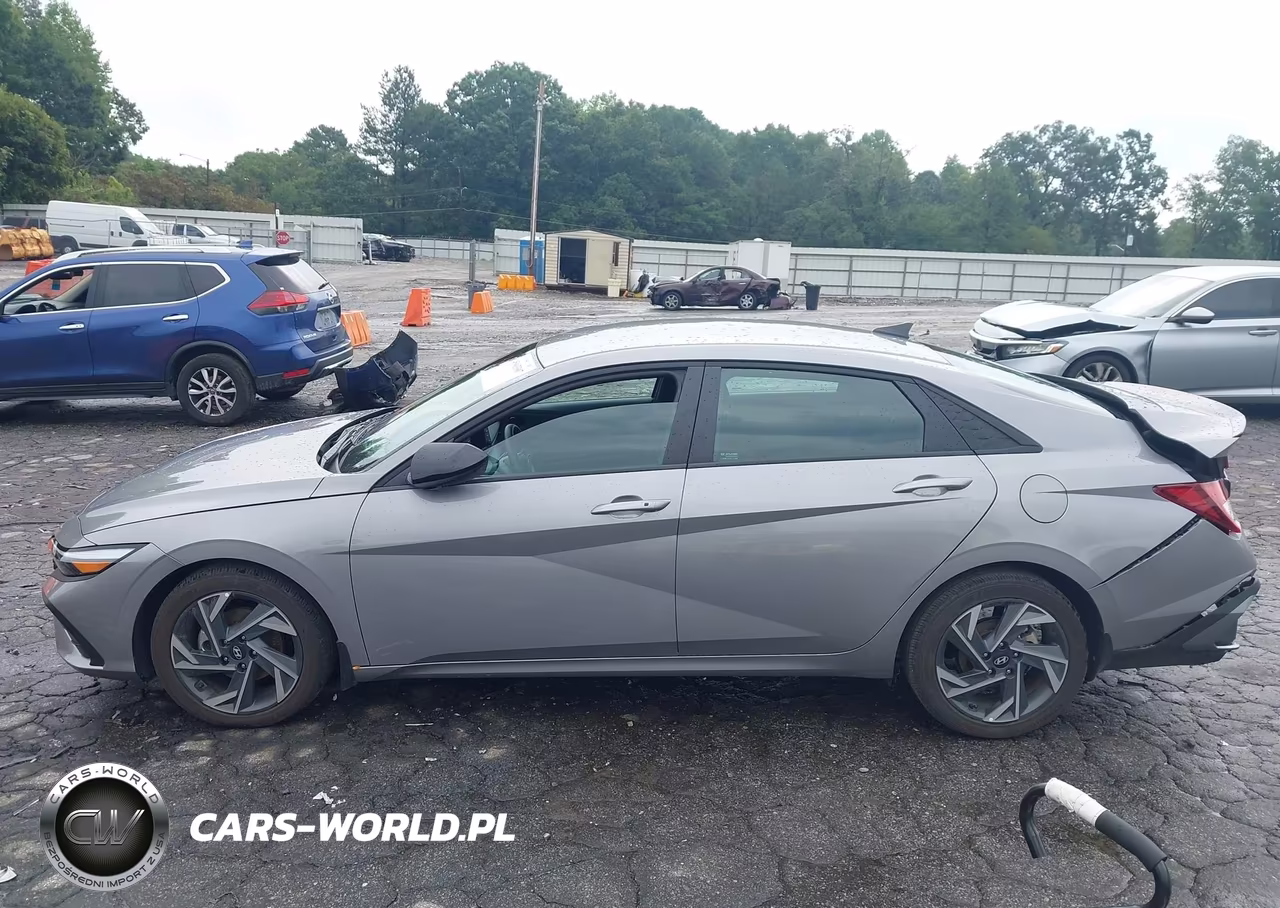 2025 Hyundai Elantra Sel Sport VIN:KMHLM4DG5SU986956 - 14