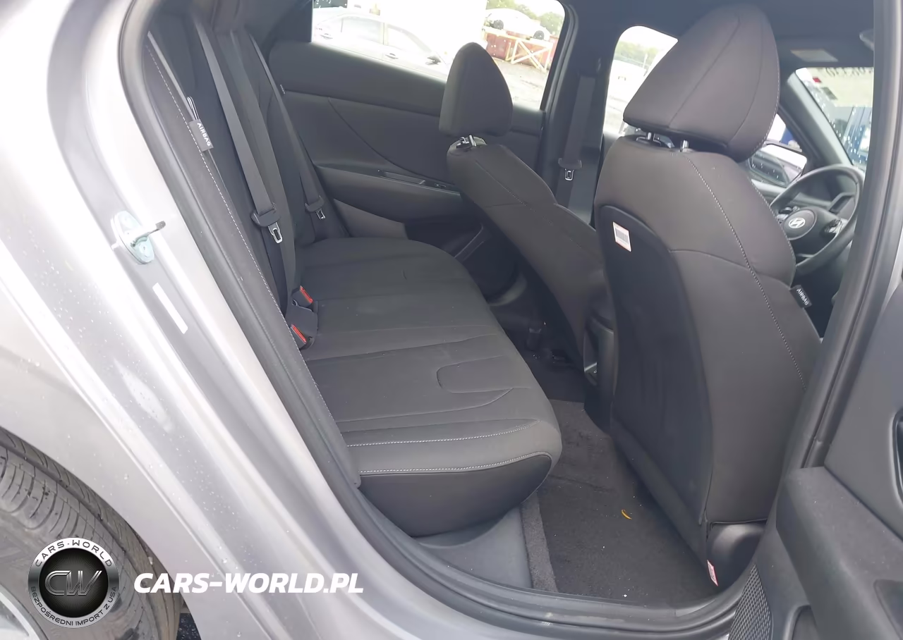 2025 Hyundai Elantra Sel Sport VIN:KMHLM4DG5SU986956 - 8