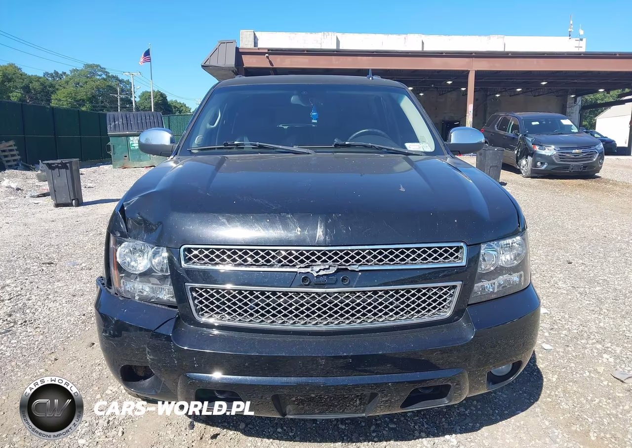 2008 Chevrolet Tahoe Ltz VIN:1GNFK130X8J110850 - 12