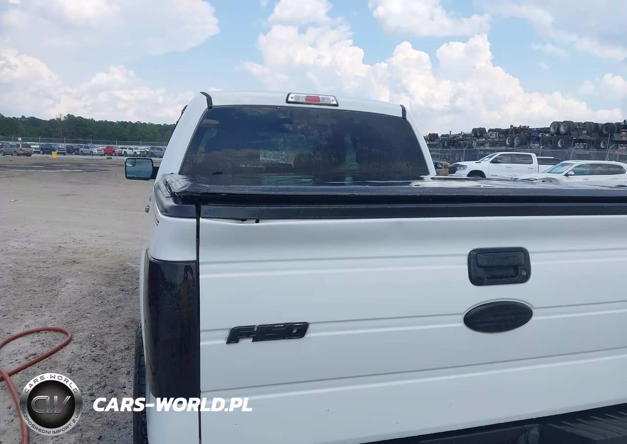 2014 Ford F-150 Xlt VIN:1FTEW1CM3EFC35618 - 17