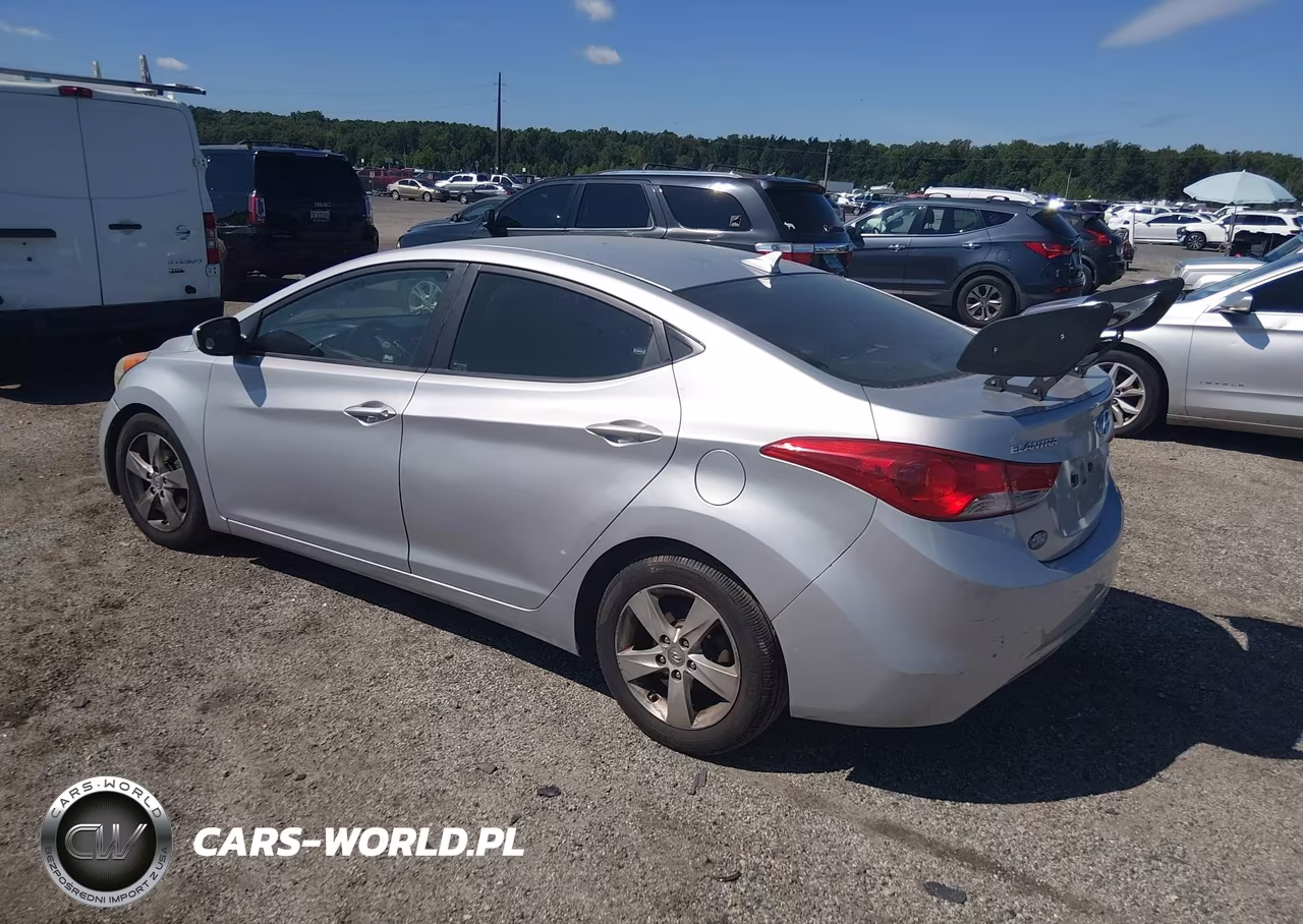 2012 Hyundai Elantra Gls VIN:5NPDH4AE5CH088966 - 3