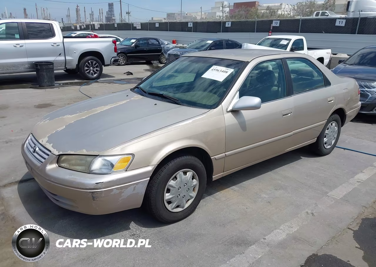 1998 Toyota Camry Le VIN:JT2BG22K7W0162613 - 2