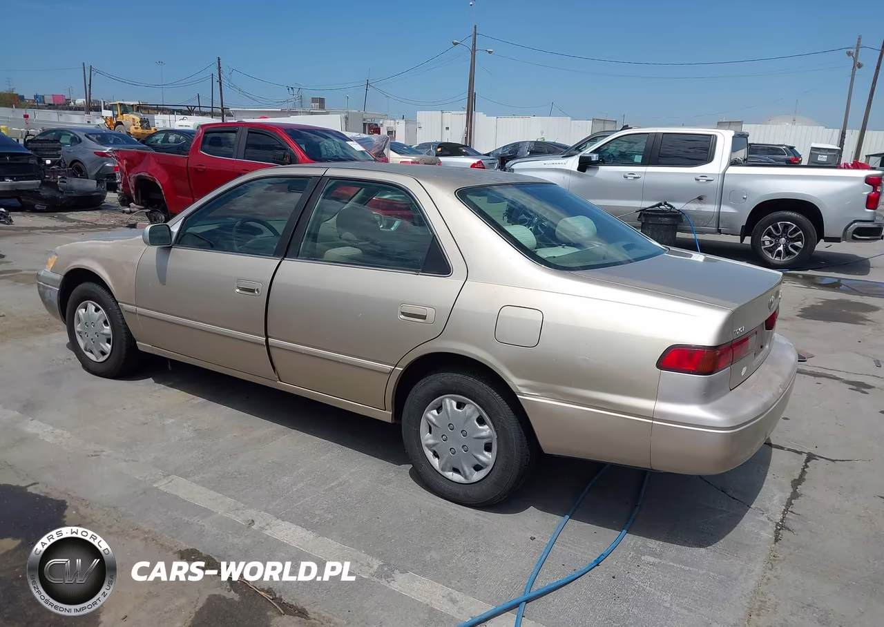 1998 Toyota Camry Le VIN:JT2BG22K7W0162613 - 3