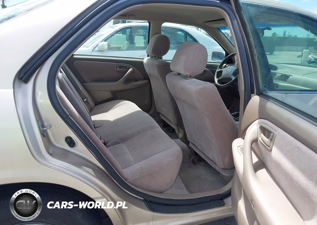 1998 Toyota Camry Le VIN:JT2BG22K7W0162613 - 8