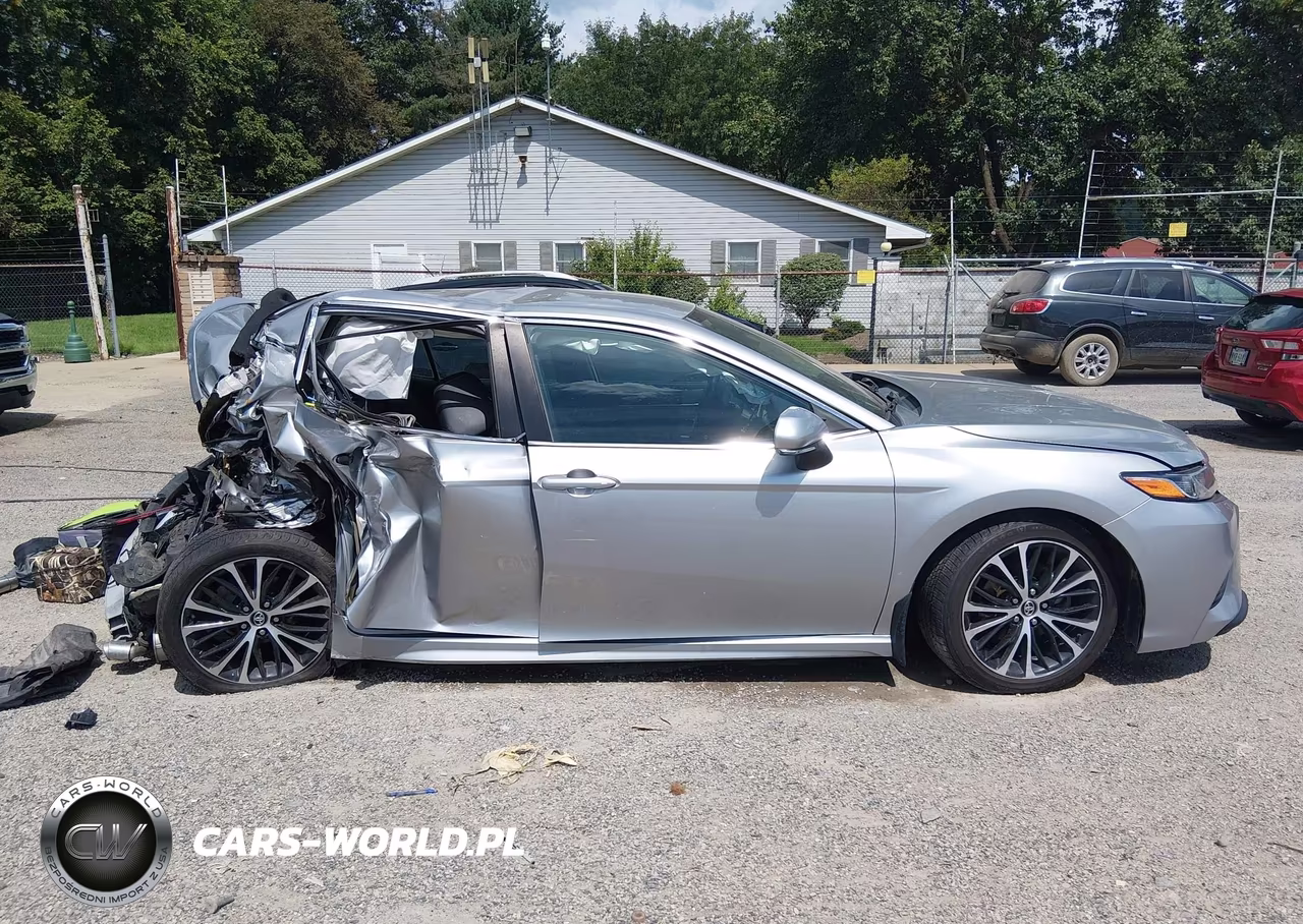 2019 Toyota Camry Se VIN:4T1B11HK4KU790847 - 14