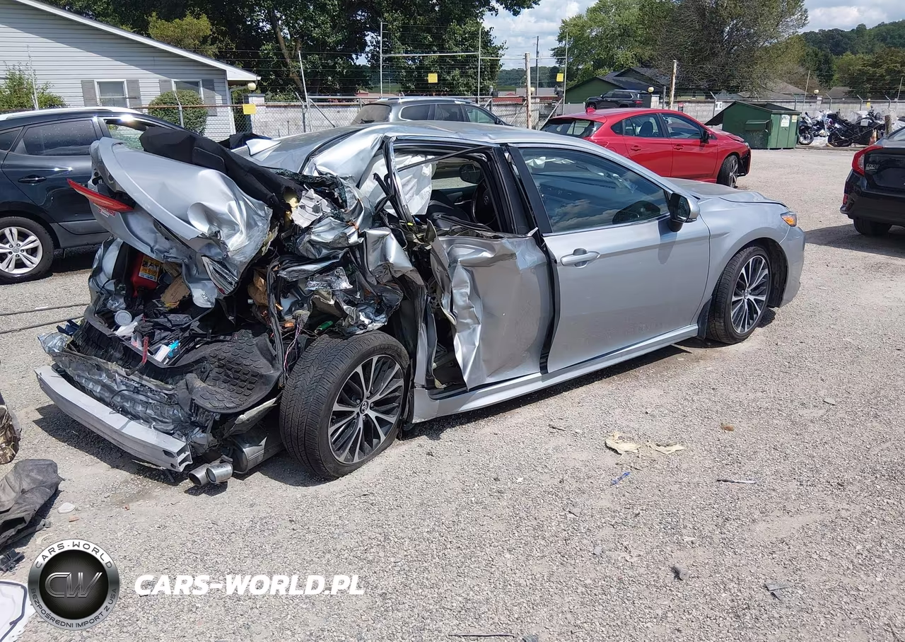 2019 Toyota Camry Se VIN:4T1B11HK4KU790847 - 4