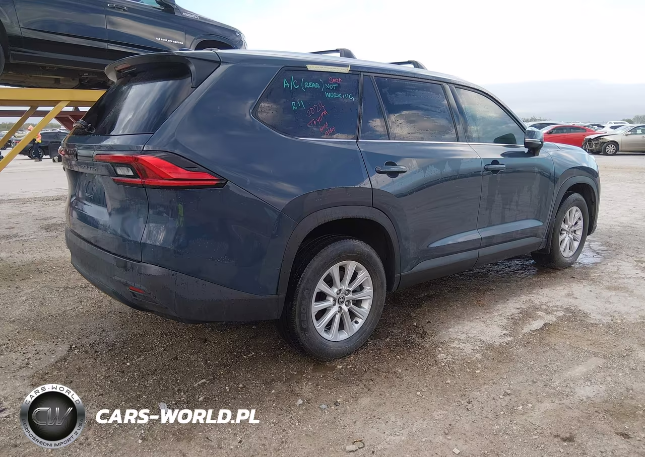 2024 Toyota Grand Highlander Xle VIN:5TDAAAB57RS002077 - 4