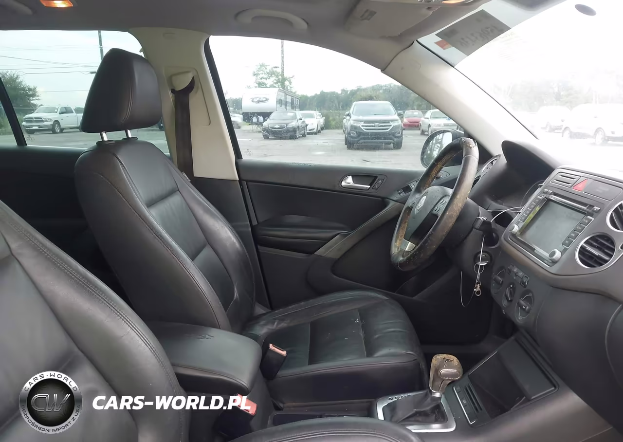 2010 Volkswagen Tiguan Se VIN:WVGAV7AX1AW510071 - 5