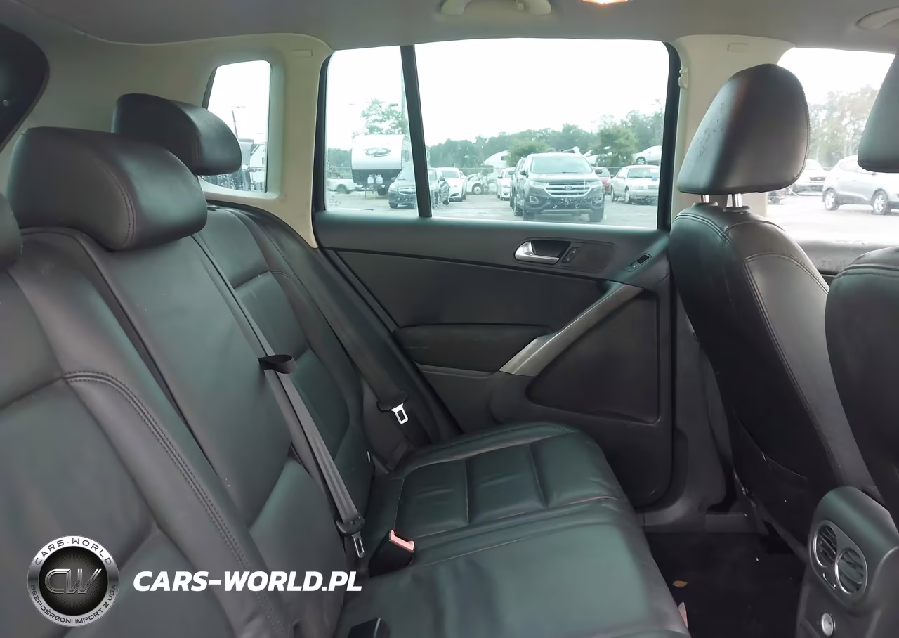 2010 Volkswagen Tiguan Se VIN:WVGAV7AX1AW510071 - 8