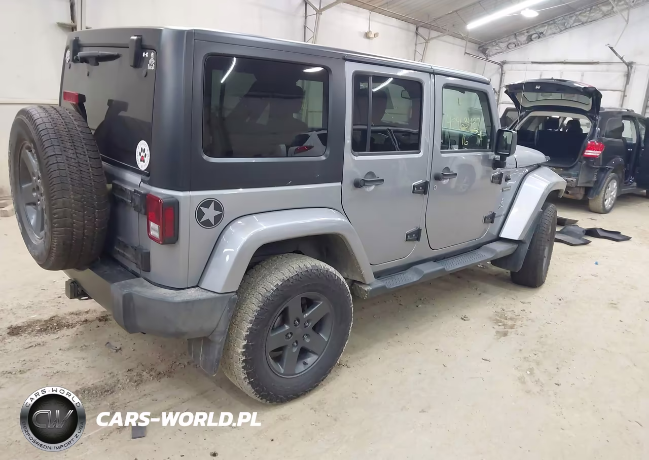 2016 Jeep Wrangler Unlimited Freedom VIN:1C4BJWDG2GL152970 - 4