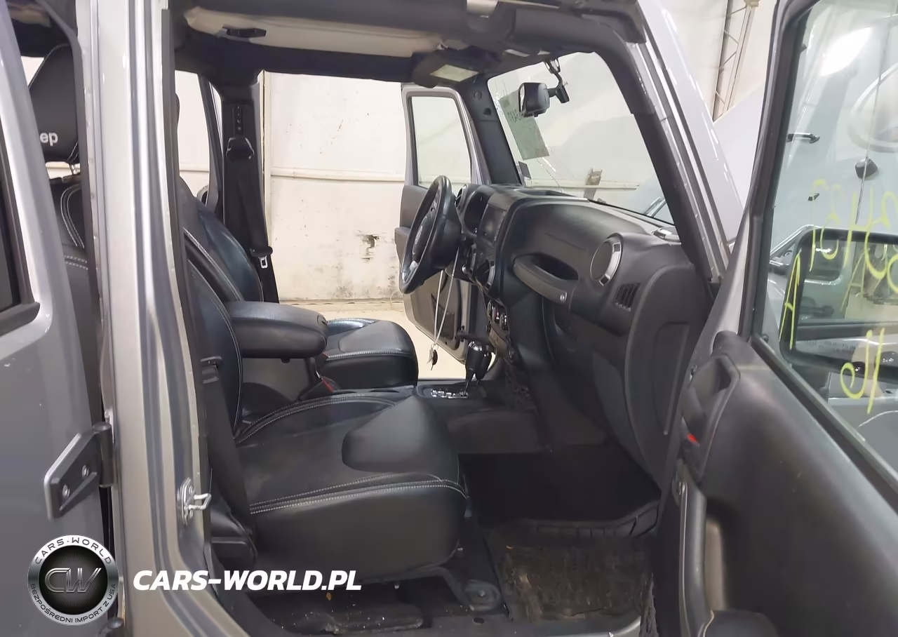 2016 Jeep Wrangler Unlimited Freedom VIN:1C4BJWDG2GL152970 - 5