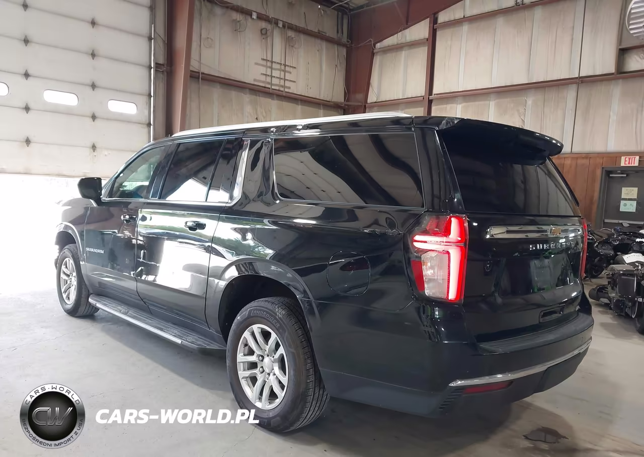 2023 Chevrolet Suburban 4Wd Lt VIN:1GNSKCKD4PR332928 - 3