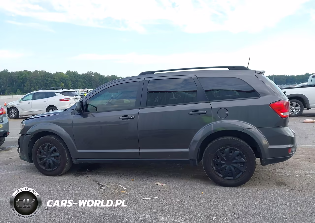 2019 Dodge Journey Se VIN:3C4PDCBB2KT844839 - 14