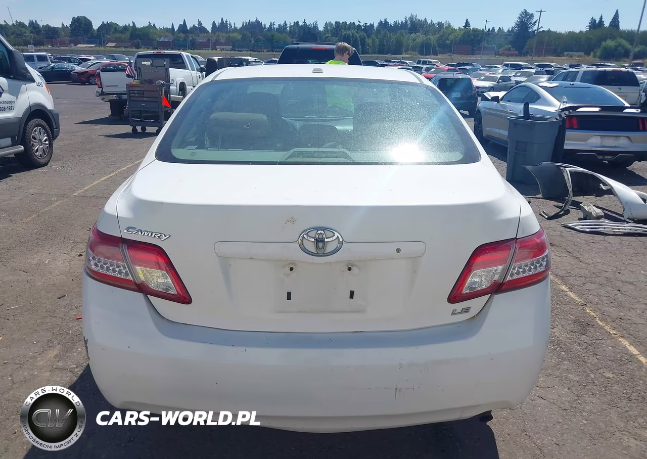 2011 Toyota Camry Le VIN:4T1BF3EK1BU587965 - 16