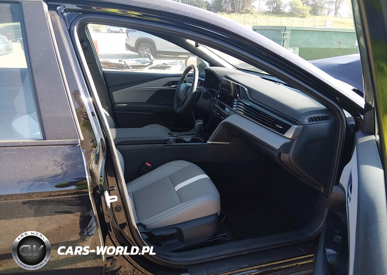 2026 Toyota Camry Se VIN:4T1DAACK6TU246464 - 5